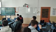 Ученици от 11. клас се потопиха в света на Spring Boot, REST и Kafka
