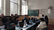 Ученици от 11. клас се потопиха в света на Spring Boot, REST и Kafka