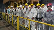 Ученици от ПГЕЕ „К. Фотинов“ на посещение в „Промет Стиил ЕАД“ – Бургас.