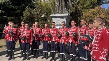 Гордост за Бургас: IV ученически гвардейски отряд от ПГЕЕ „К. Фотинов“ с достойно участие в държавната церемония за  посрещане тленните останки на цар Самуил